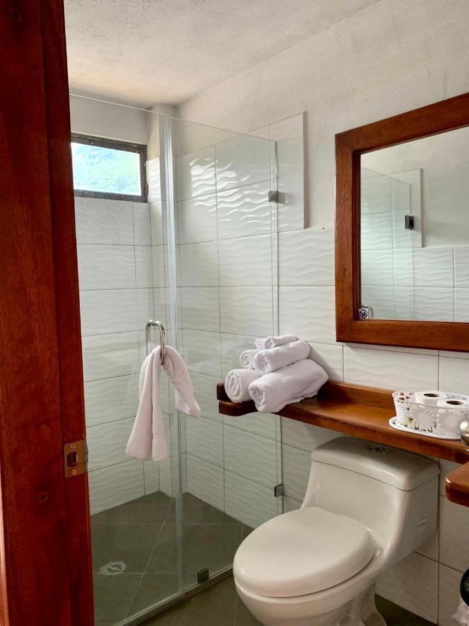 Mercedes Restaurant B&B Banos  Luaran gambar